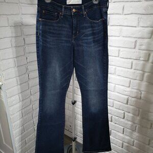 Signature Levi Strauss Gold Ladies Totally Shaping Bootcut Medium Wash Jeans